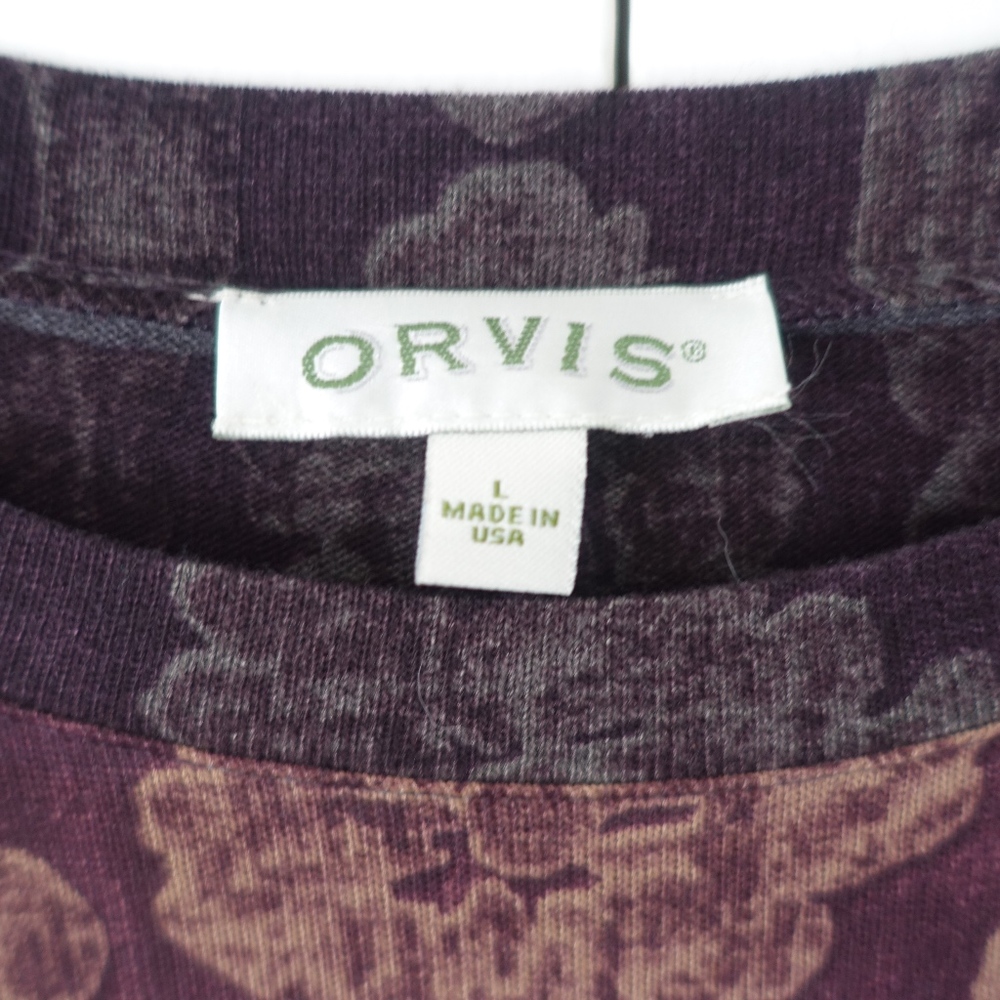 3/$25 Patterned Orvis Top - Picture 3 of 3